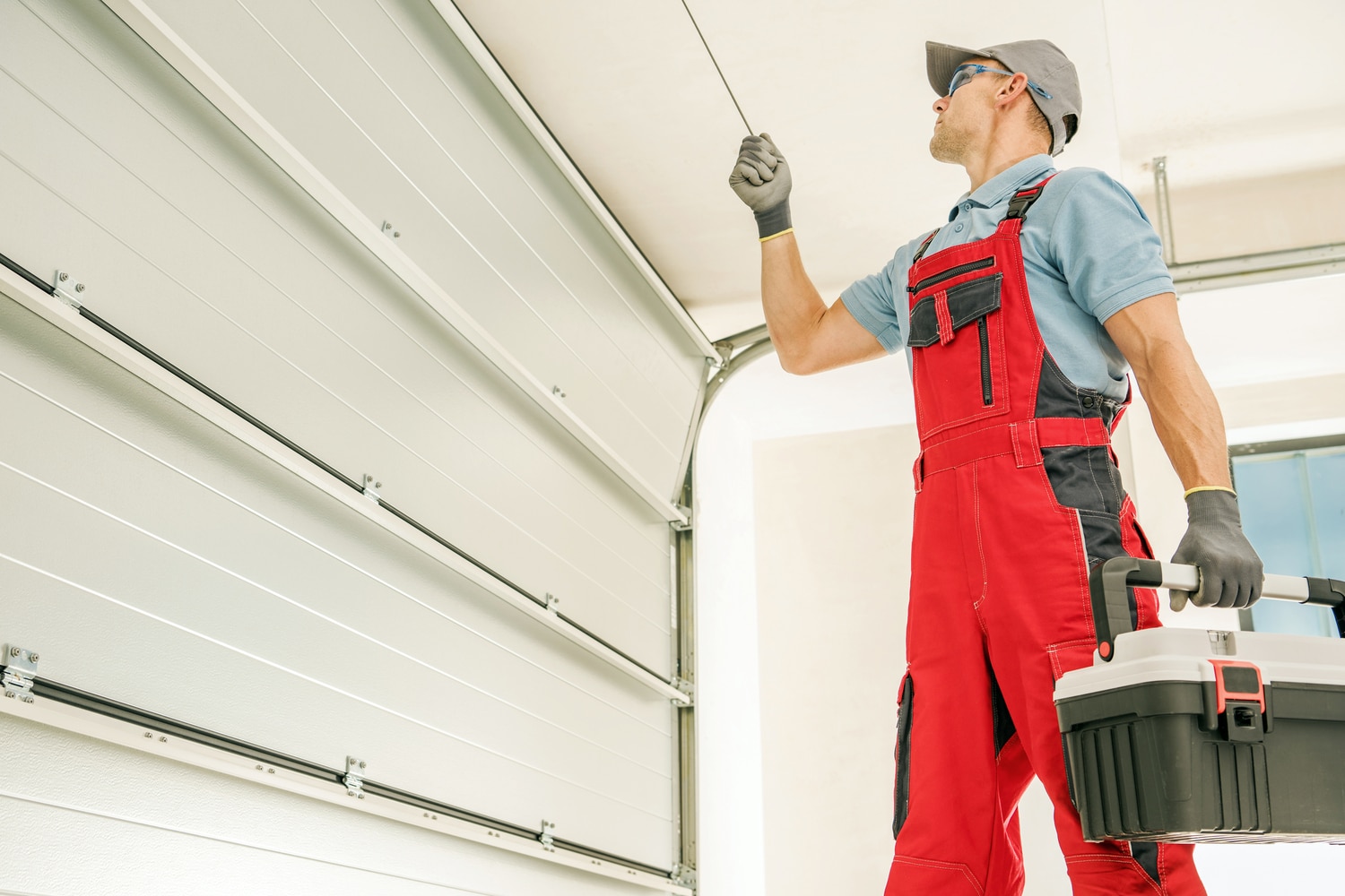 modern garage doors installer