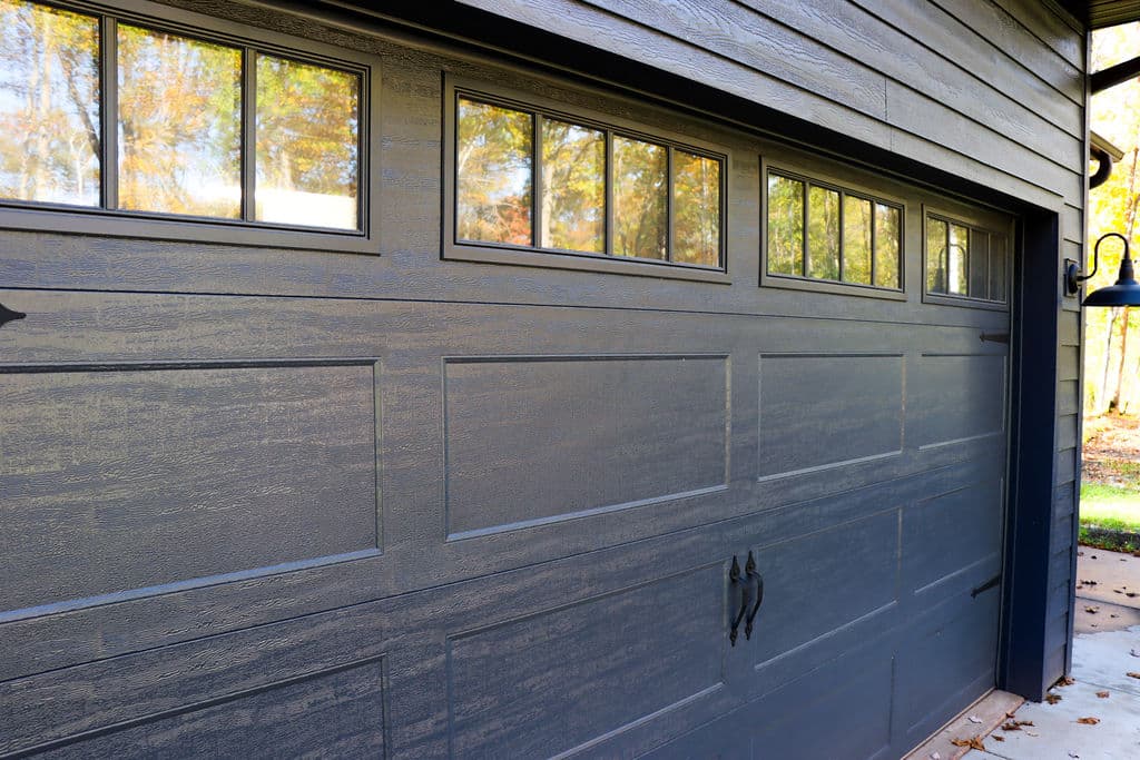 clopay bridgeport bd2eu custom color blast sw7076 with rec14 windows(3)